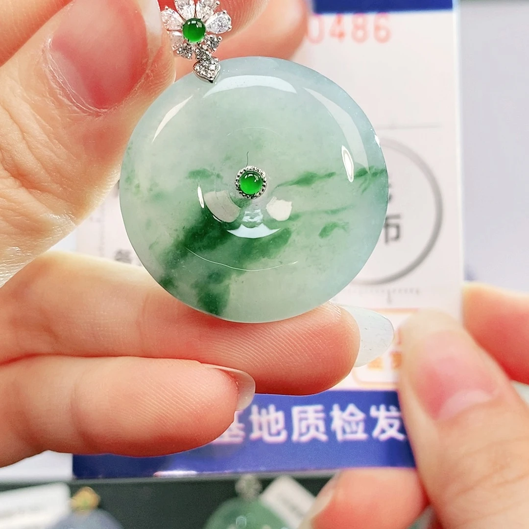 吊坠(不含链)18K金镶嵌翡翠