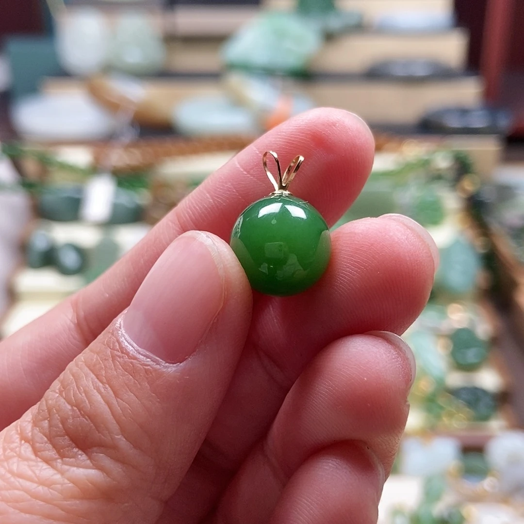 吊坠(不含链)18K金镶嵌和田玉