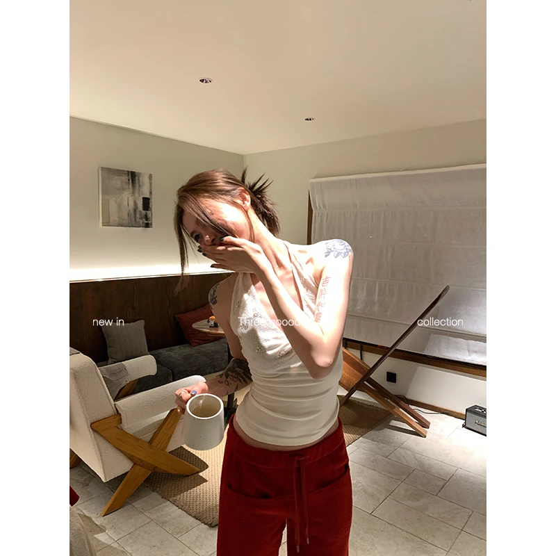 THREE GOOOD/三吉【一支雪糕】 悬溺月光 纯欲挂脖式开衫背心套装