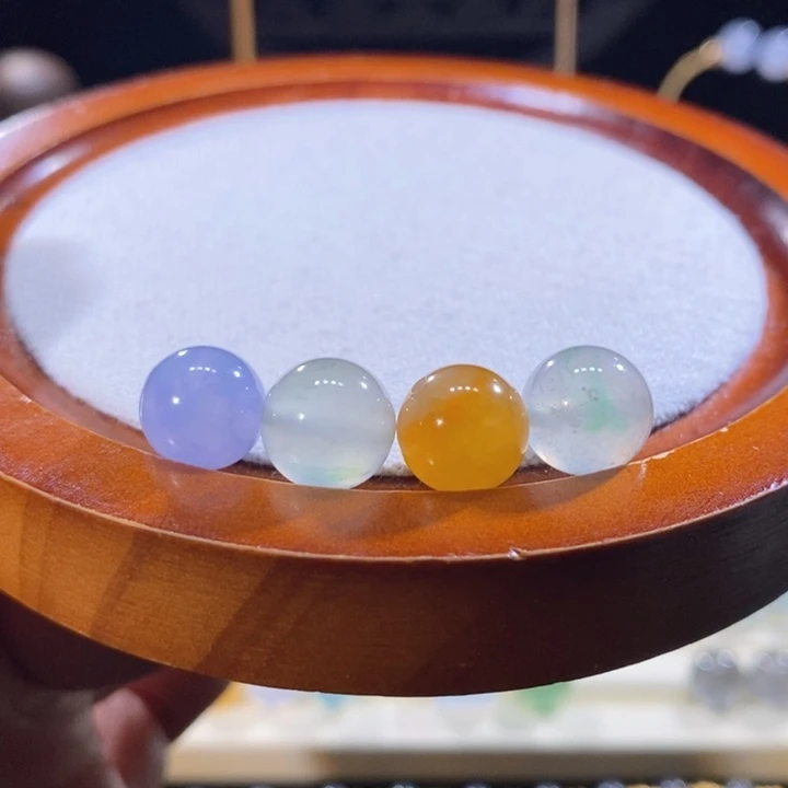 翡翠未镶嵌吊坠(不含链)翡翠冰彩珠一组