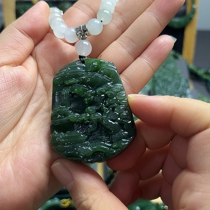 和田玉未镶嵌颈饰