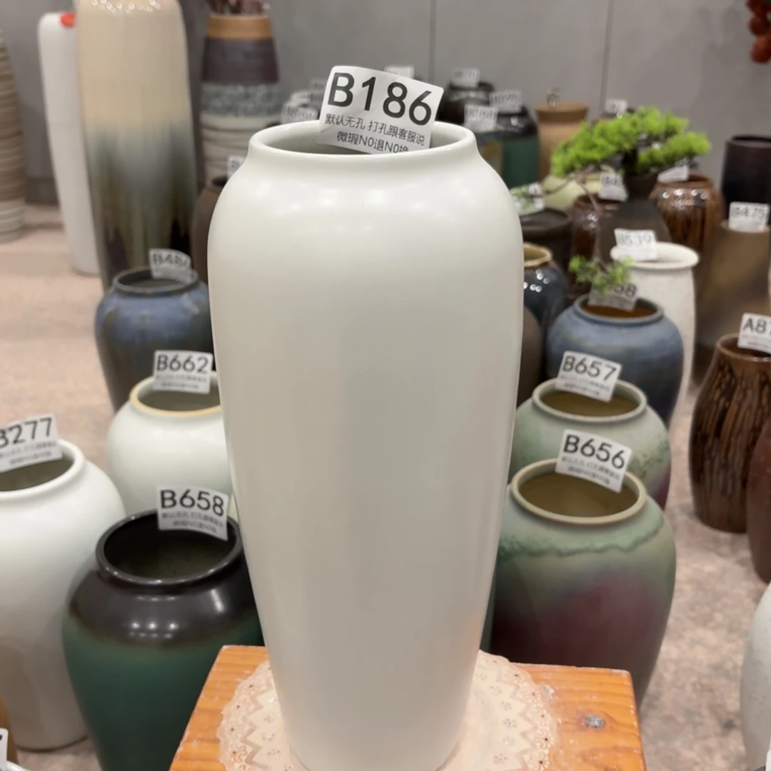 摆件186 景德镇陶瓷花瓶高27口9.5