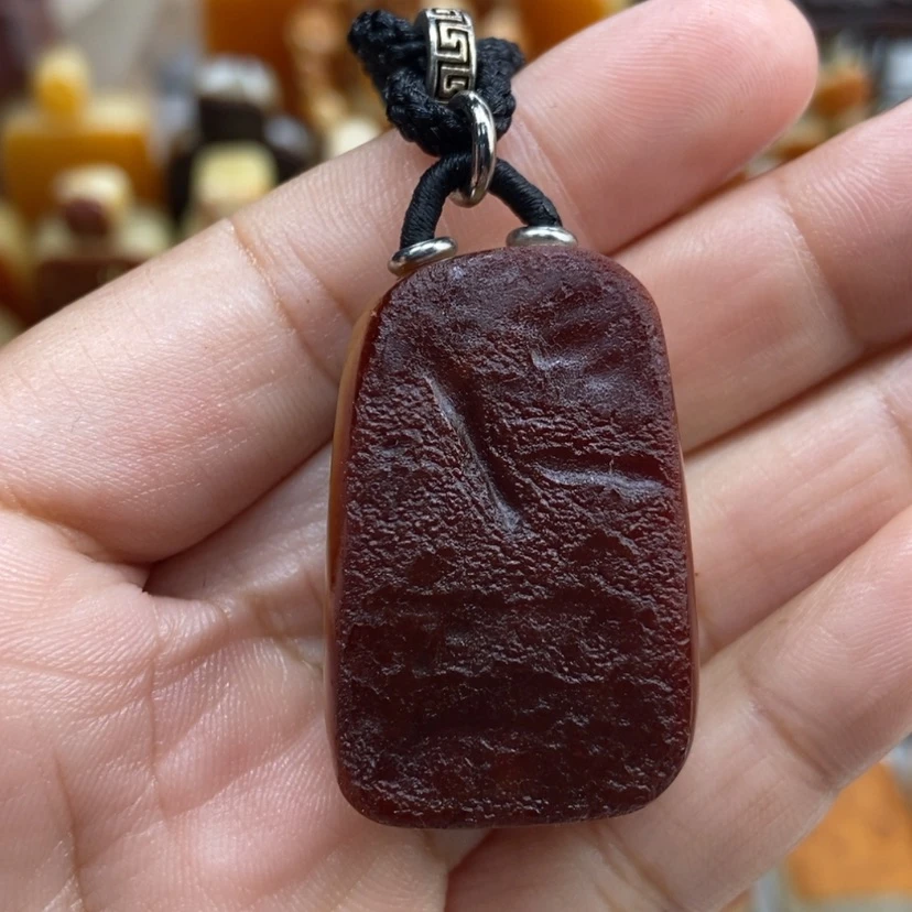 【闪购商品】琥珀颈饰未镶嵌