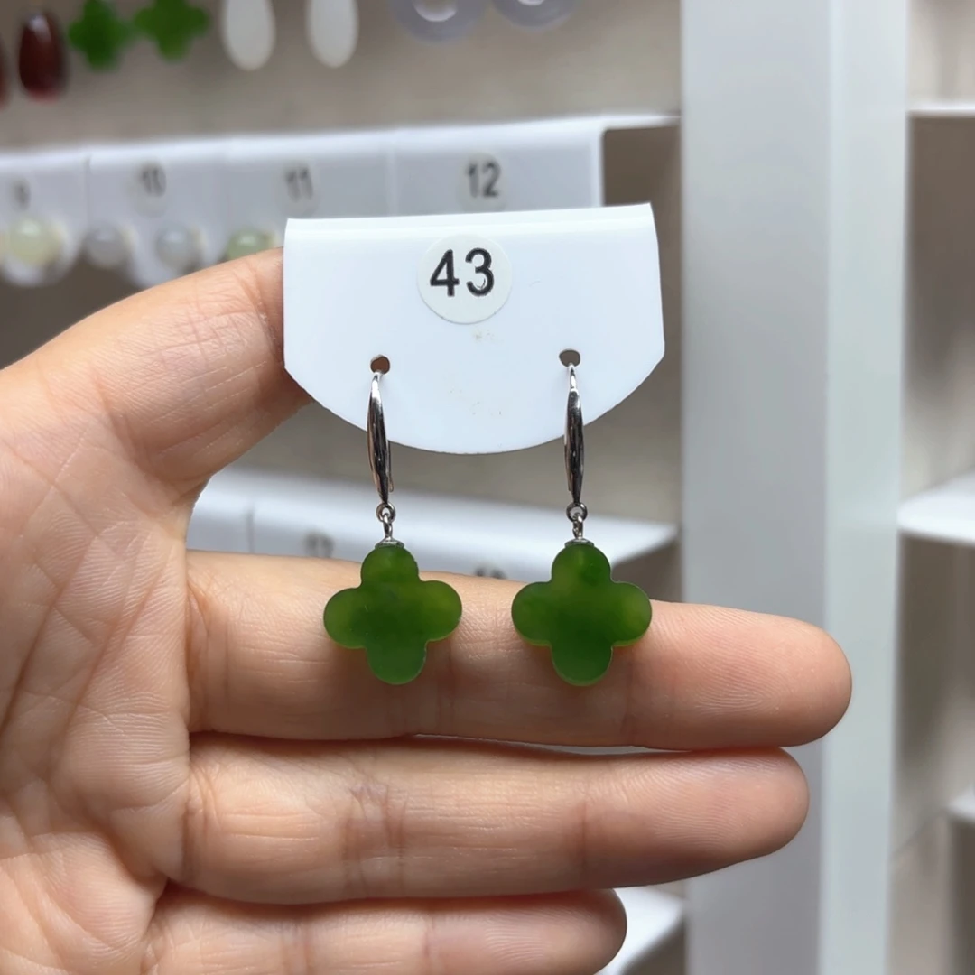 和田玉银S925镶嵌耳饰