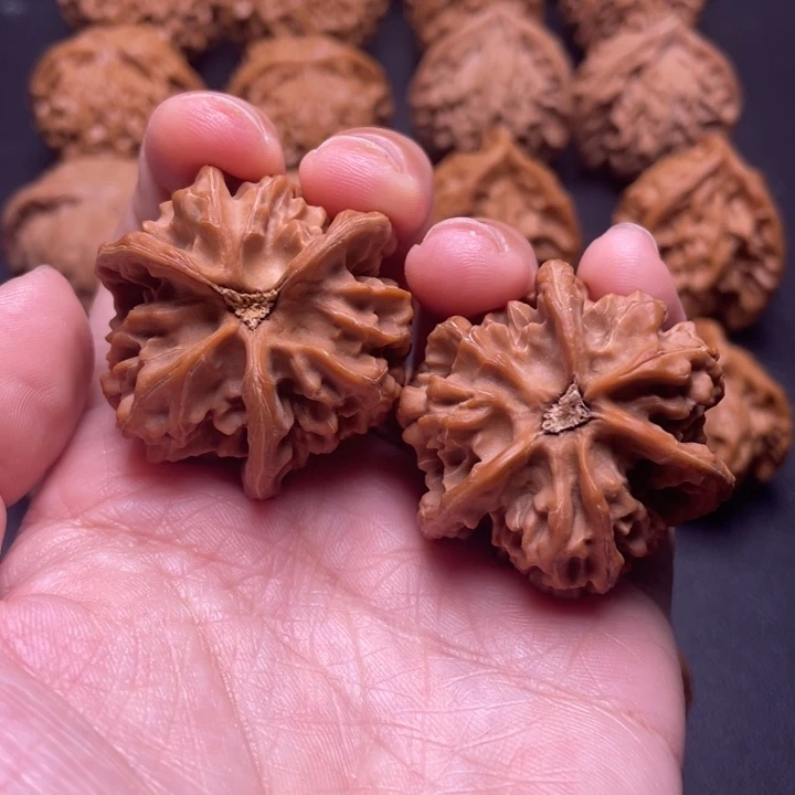 理***想吊坠文玩核桃盘山三棱