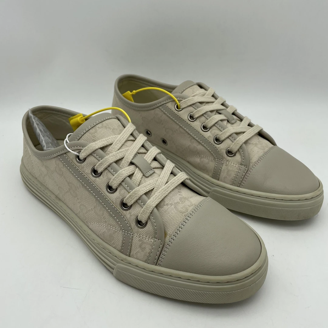 95新 GUCCI/古驰 / 二手米白色双G老花休闲时尚板鞋/37.5/39欧码