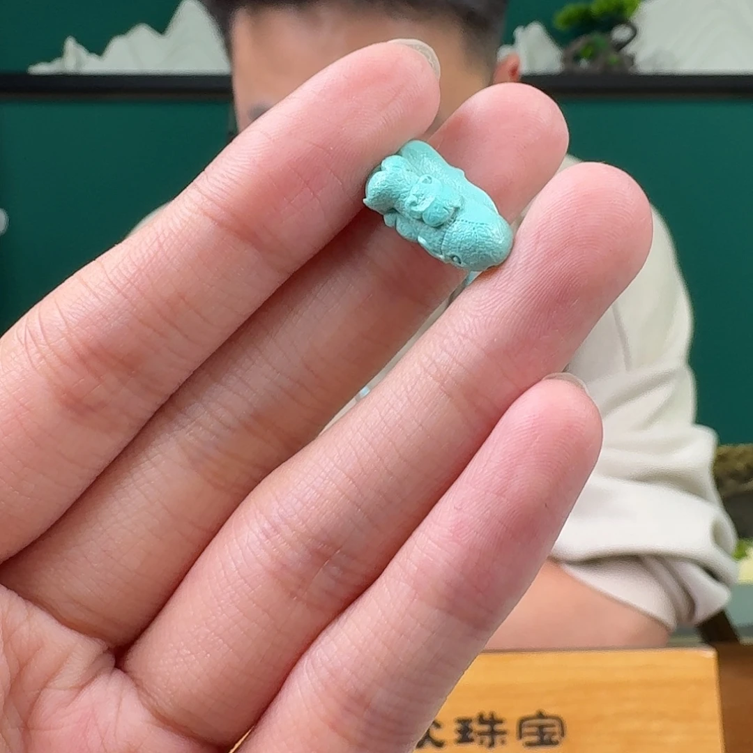 绿松石未镶嵌珠宝奇石