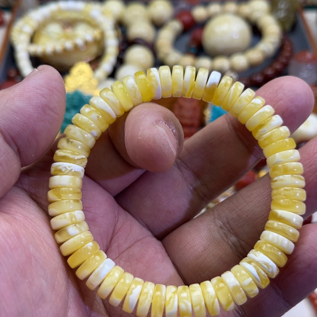 琥珀未镶嵌珠宝奇石88