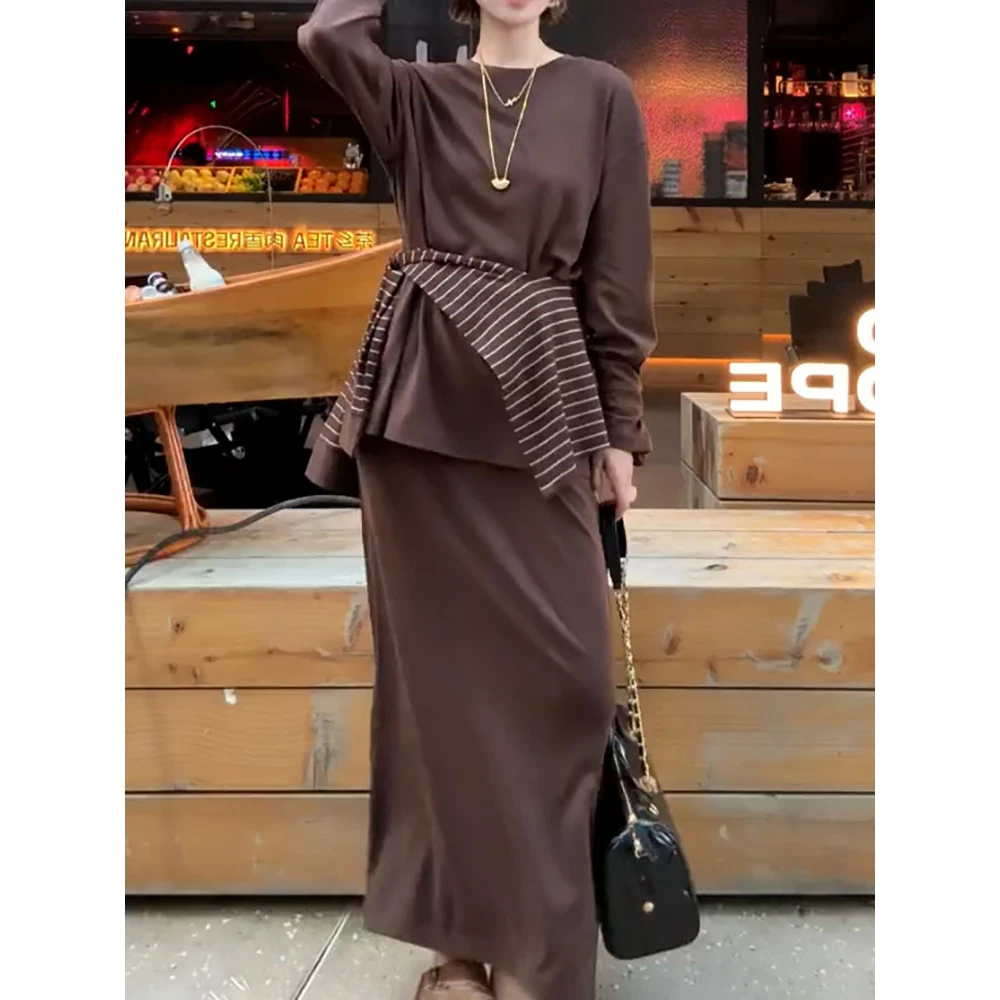 时尚休闲套装2025秋季新款经典简约百搭上衣+后开叉半身裙配披肩