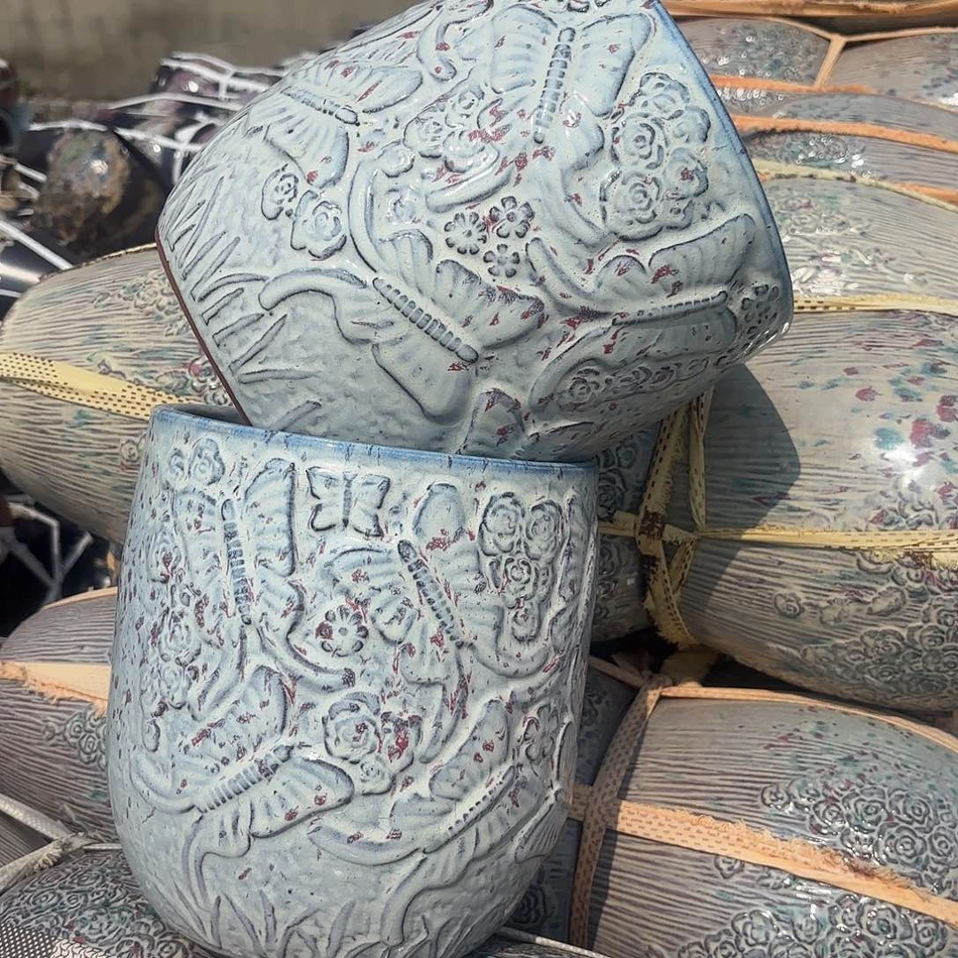 蝴蝶两个口径19.5高22