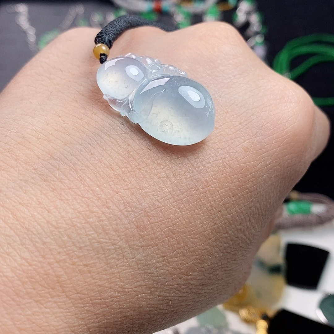 颈饰未镶嵌翡翠葫芦