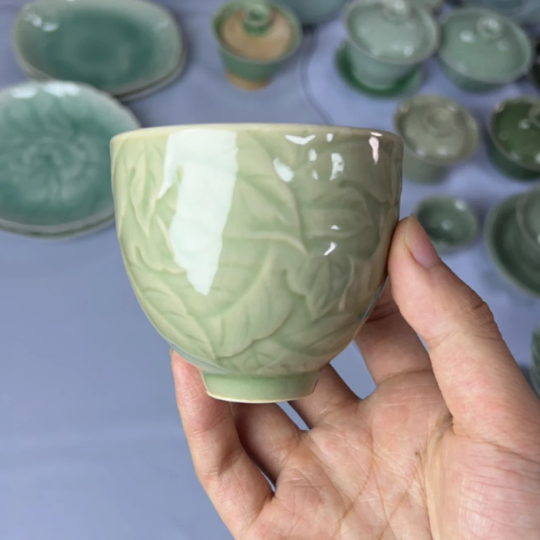 云间青瓷 越窑密色釉千叶杯