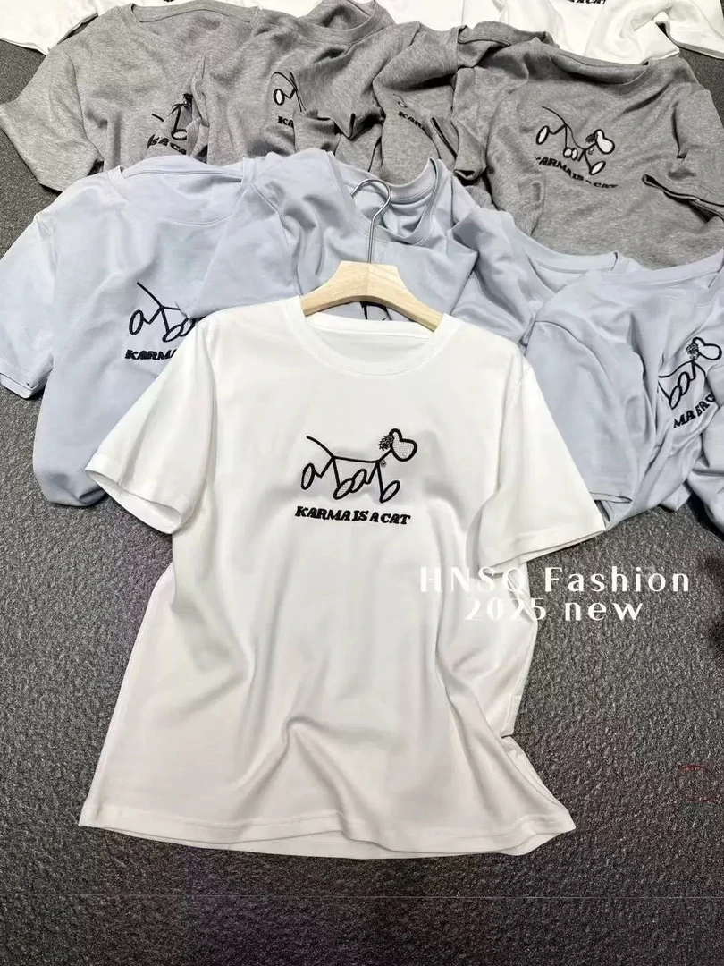 新款百搭卡通刺绣圆领短袖T恤651