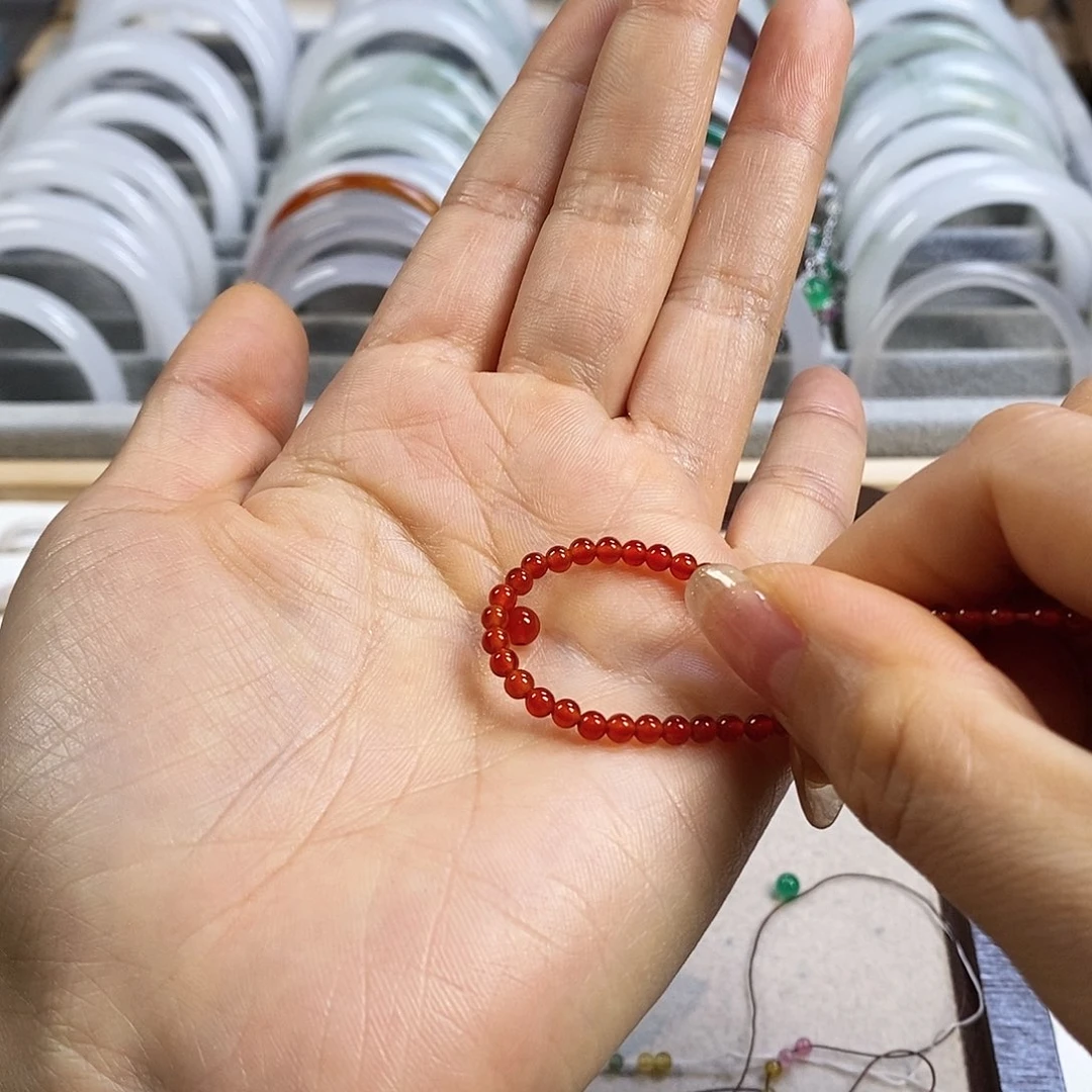 玛瑙/玉髓戒指未镶嵌?