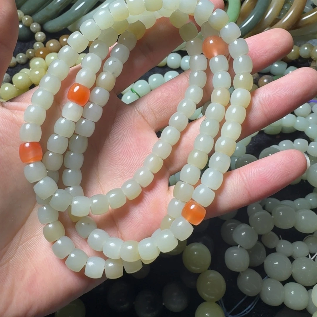 和田玉未镶嵌手串