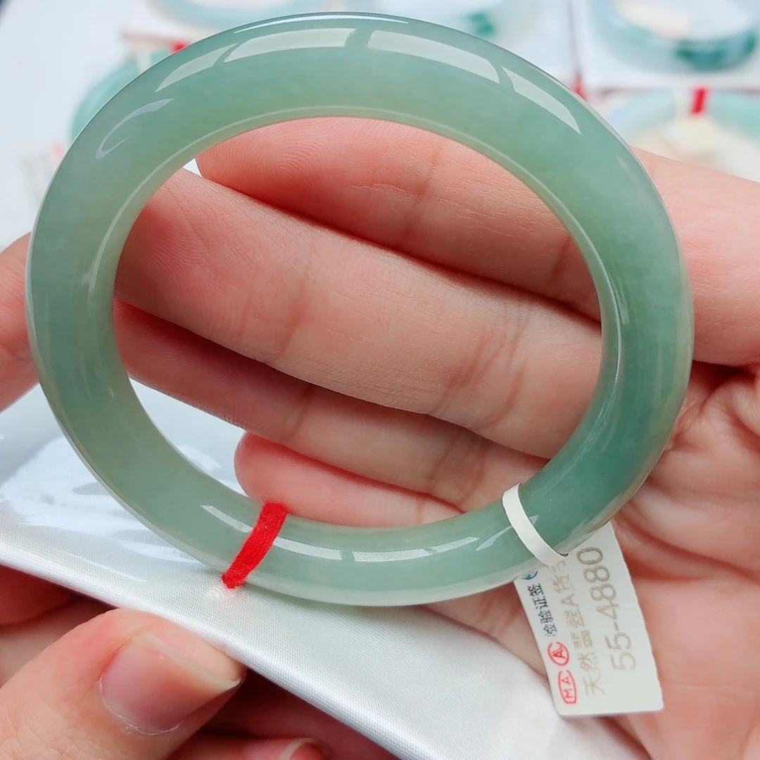 翡翠未镶嵌手镯天然翡翠手镯