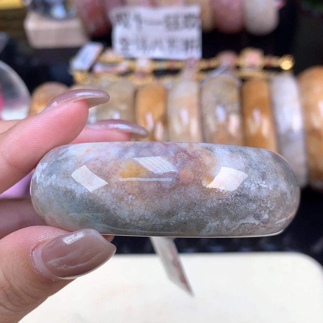【闪购商品】颈饰未镶嵌硅化珊瑚（珊瑚玉）福利手镯52.6（78号）