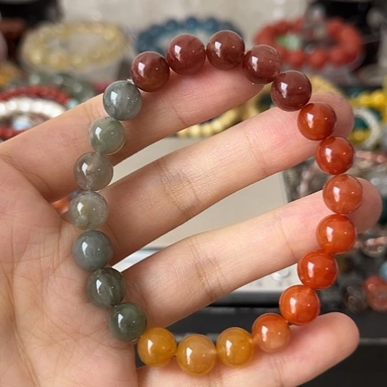 水晶手链未镶嵌矿坑