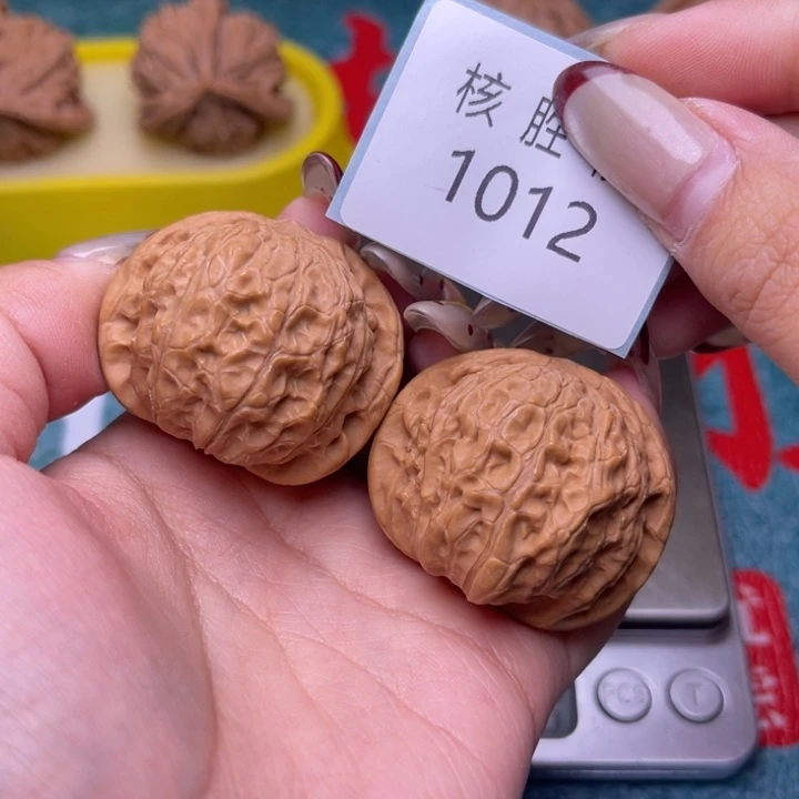 文玩核桃把件乾隆磨38.1012