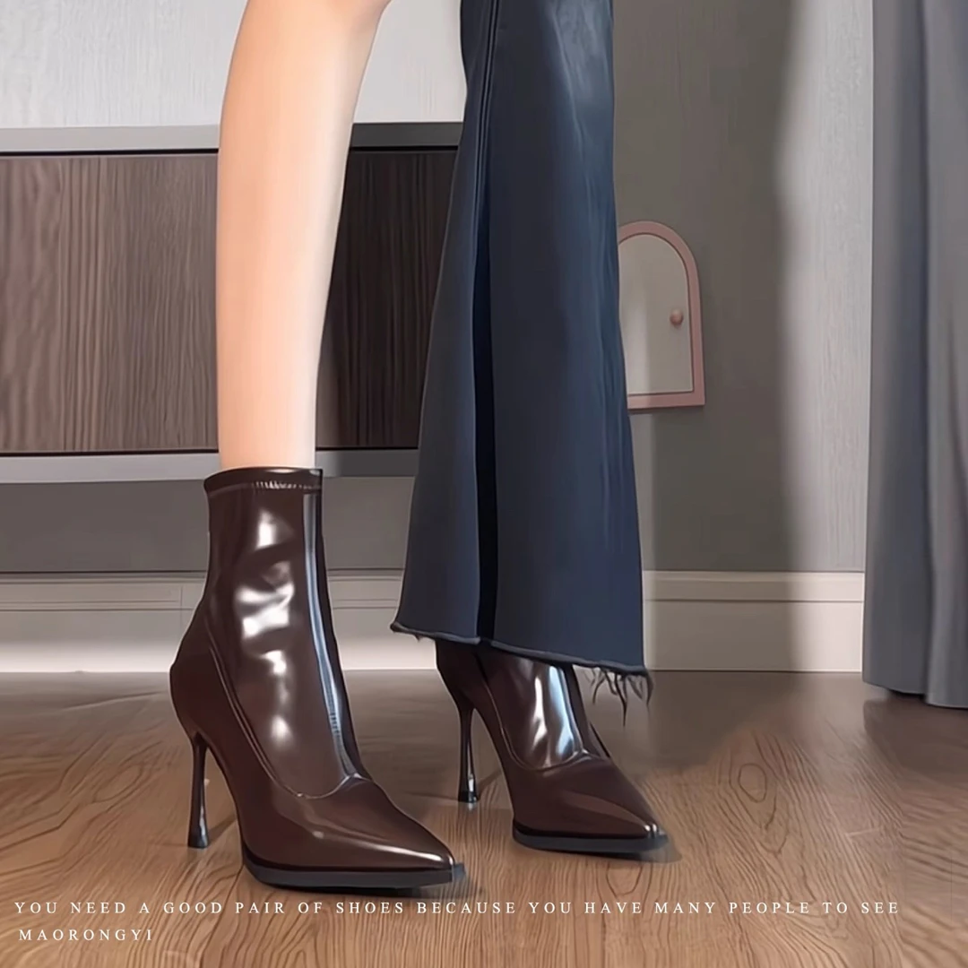 高跟短靴女细跟尖头漆皮后拉链棕色百搭2025年新款冬季欧美瘦瘦靴