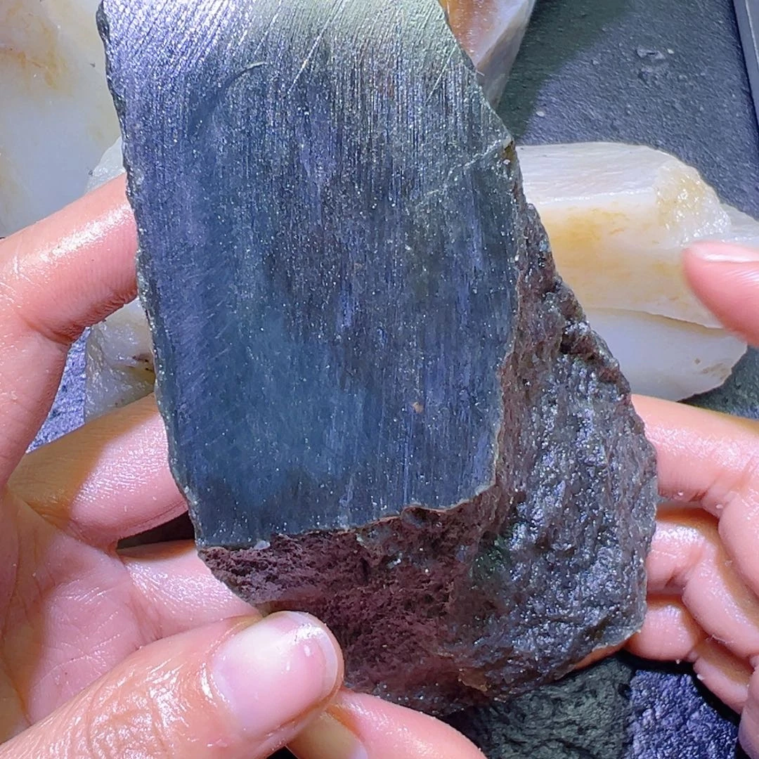 和田玉未镶嵌珠宝半成品