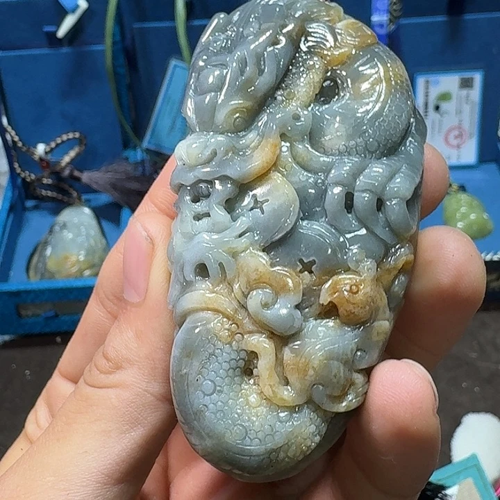 未镶嵌和田玉（糖玉）车挂