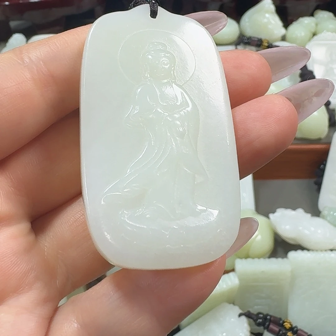 汉***康和田玉未镶嵌颈饰