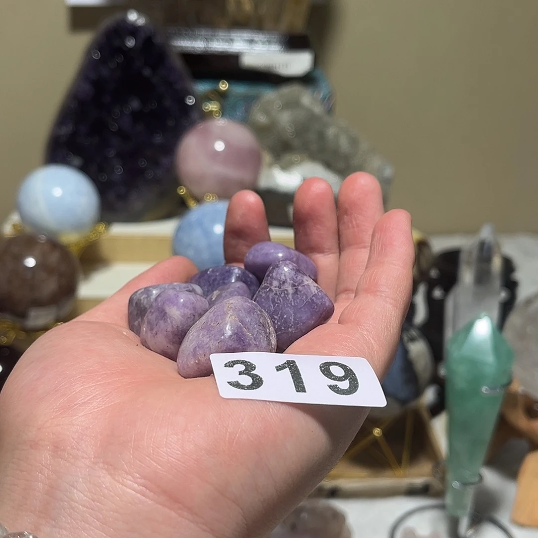 未镶嵌水晶大型摆件（非配饰）中****