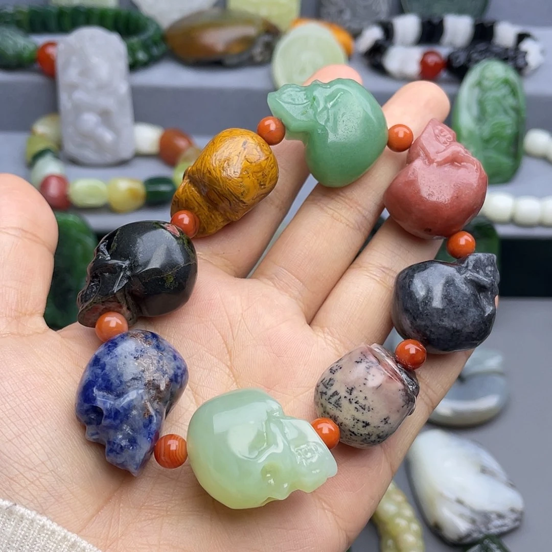 雨***泽和田玉未镶嵌颈饰