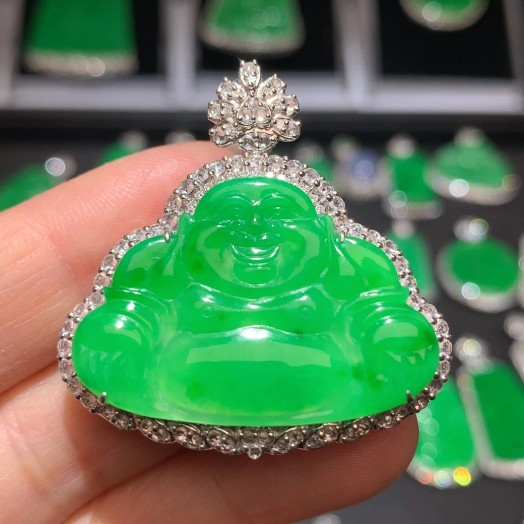 翡翠颈饰18K金镶嵌翡翠