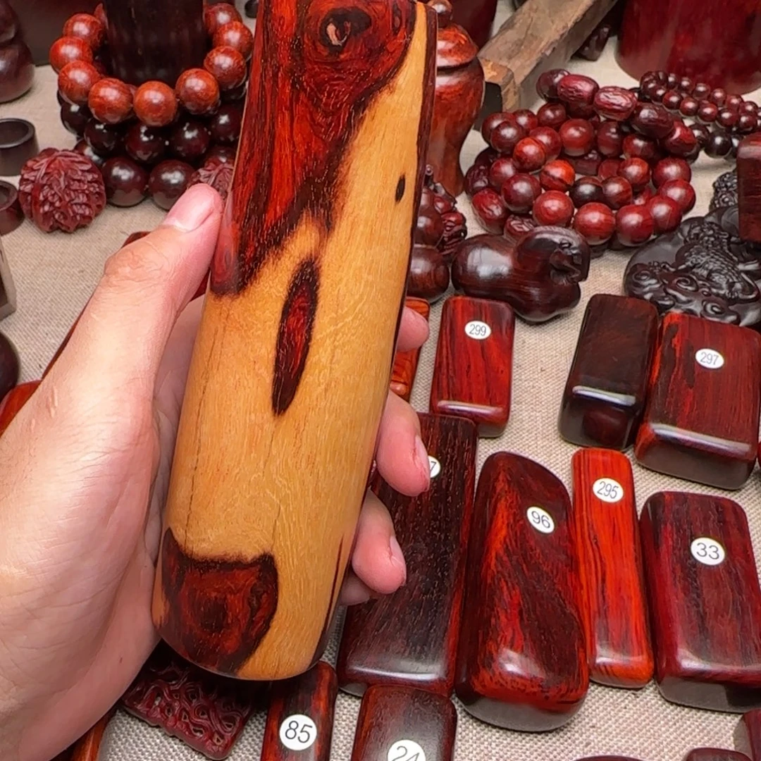 星****檀香紫檀（小叶紫檀）