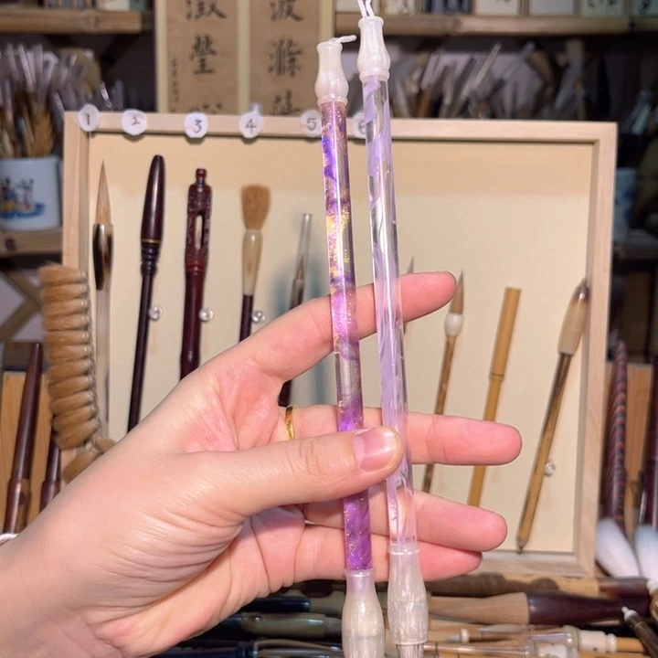两只高端中楷笔放漏