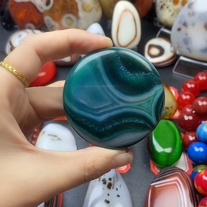 玛瑙/玉髓未镶嵌珠宝奇石