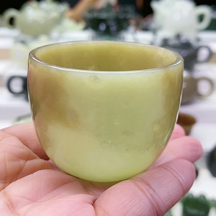 未镶嵌和田玉挂件茶杯75m l