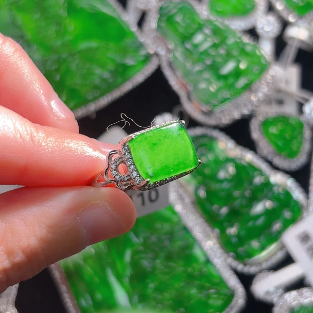 翡翠颈饰银S925镶嵌马鞍