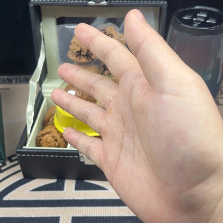 吊坠文玩核桃随机