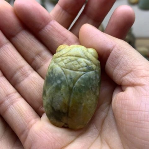 【闪购商品】未镶嵌岫岩河磨玉（透闪石质玉）挂件