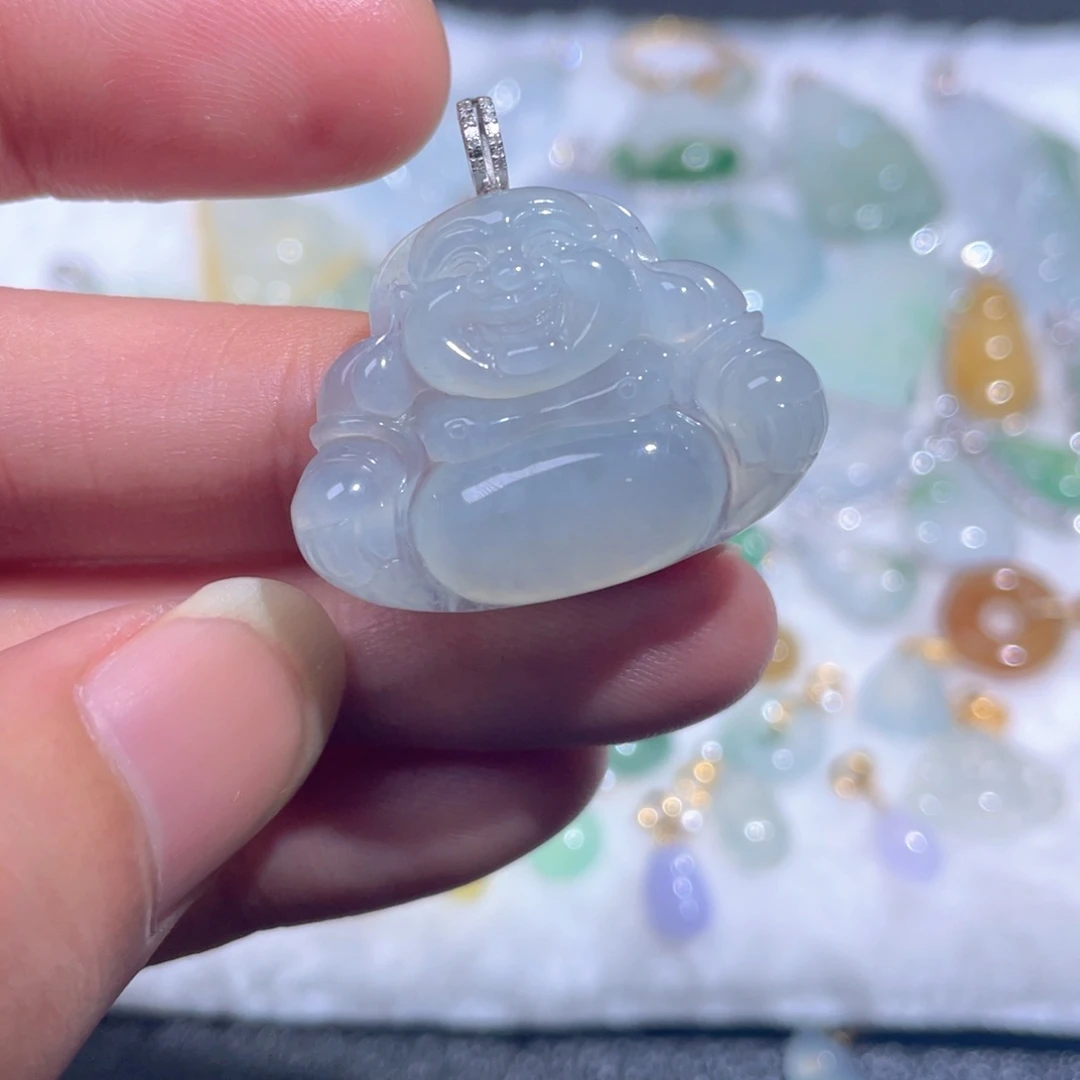 翡翠18K金镶嵌颈饰翡翠