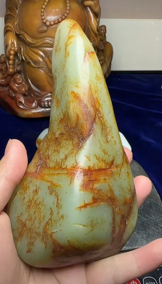 极具收藏价值的新疆精品摆件