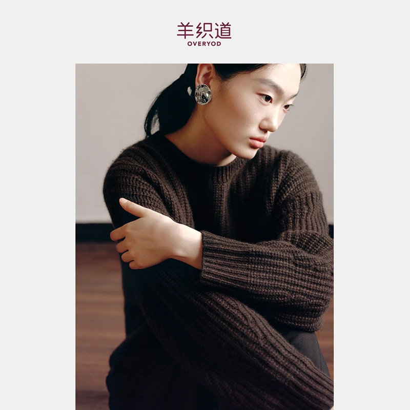 羊织道飞机餐 秋季新款100%山羊绒粗针圆领长袖套头宽松上衣女