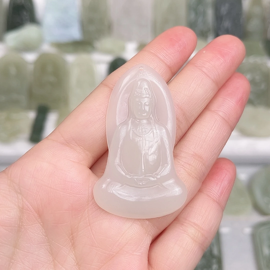 恒***饰和田玉未镶嵌颈饰