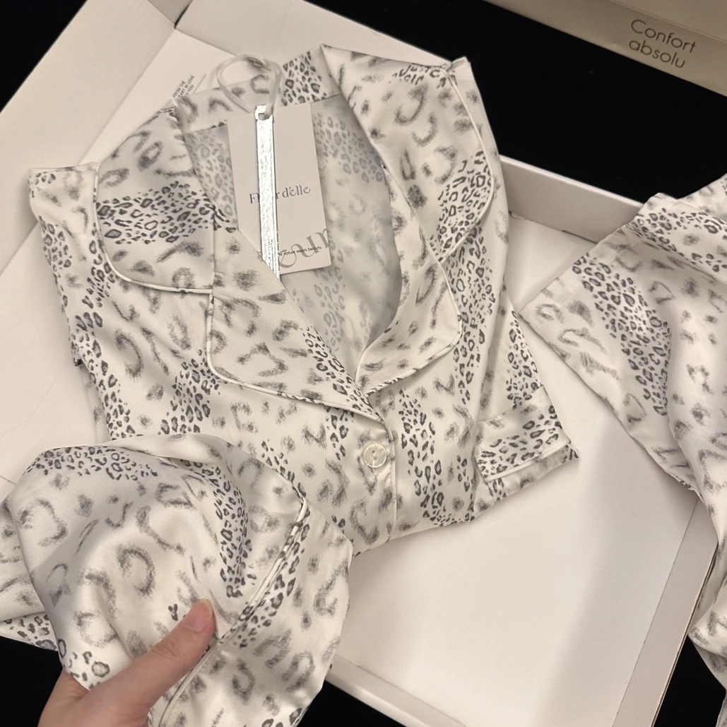 实拍！！【小红书158的版本发货！！】美拉德豹纹 牛奶丝缎面豹纹睡衣女