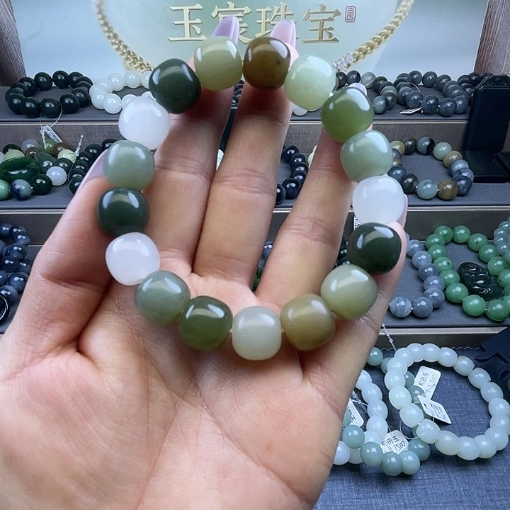 和田玉未镶嵌手链