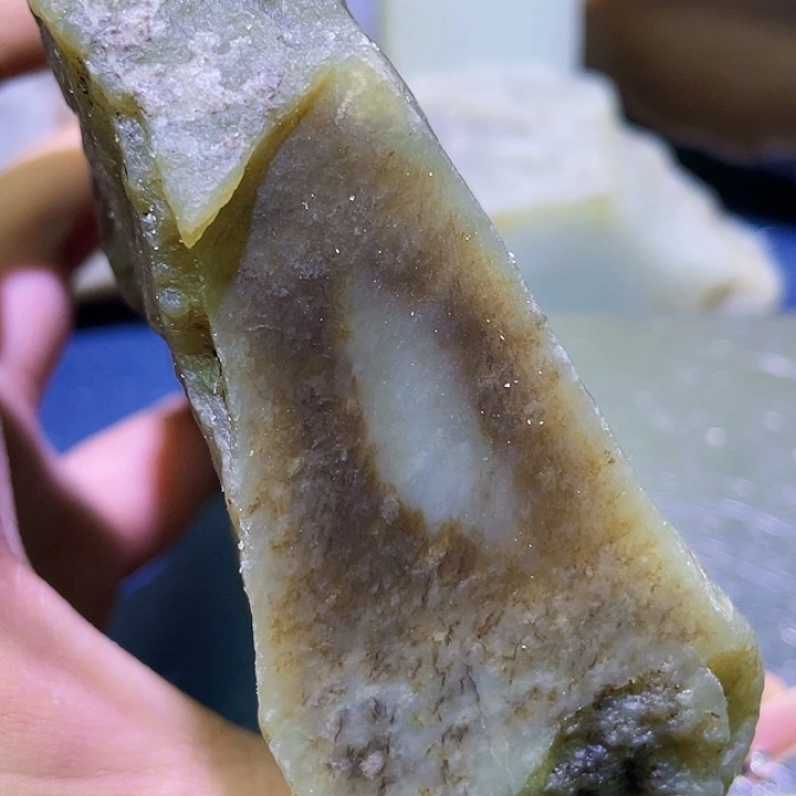 未镶嵌和田玉（糖玉）珠宝半成品
