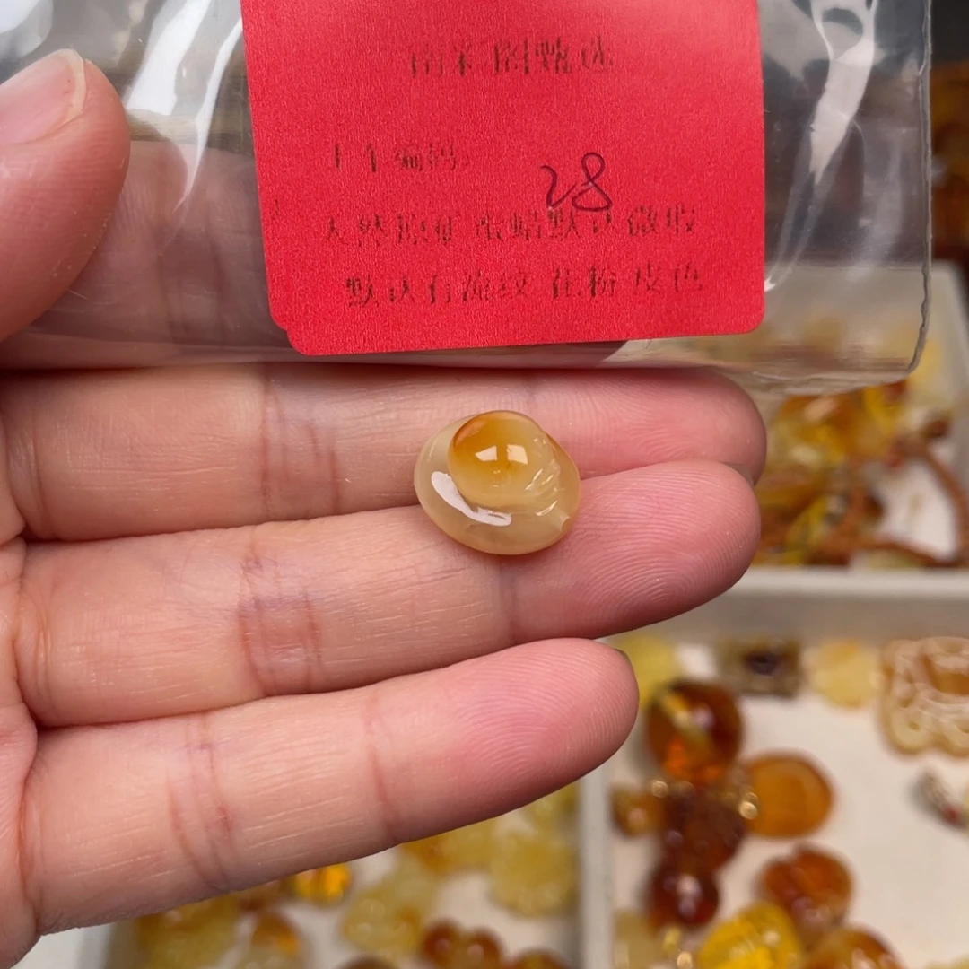 裸石琥珀未镶嵌28，