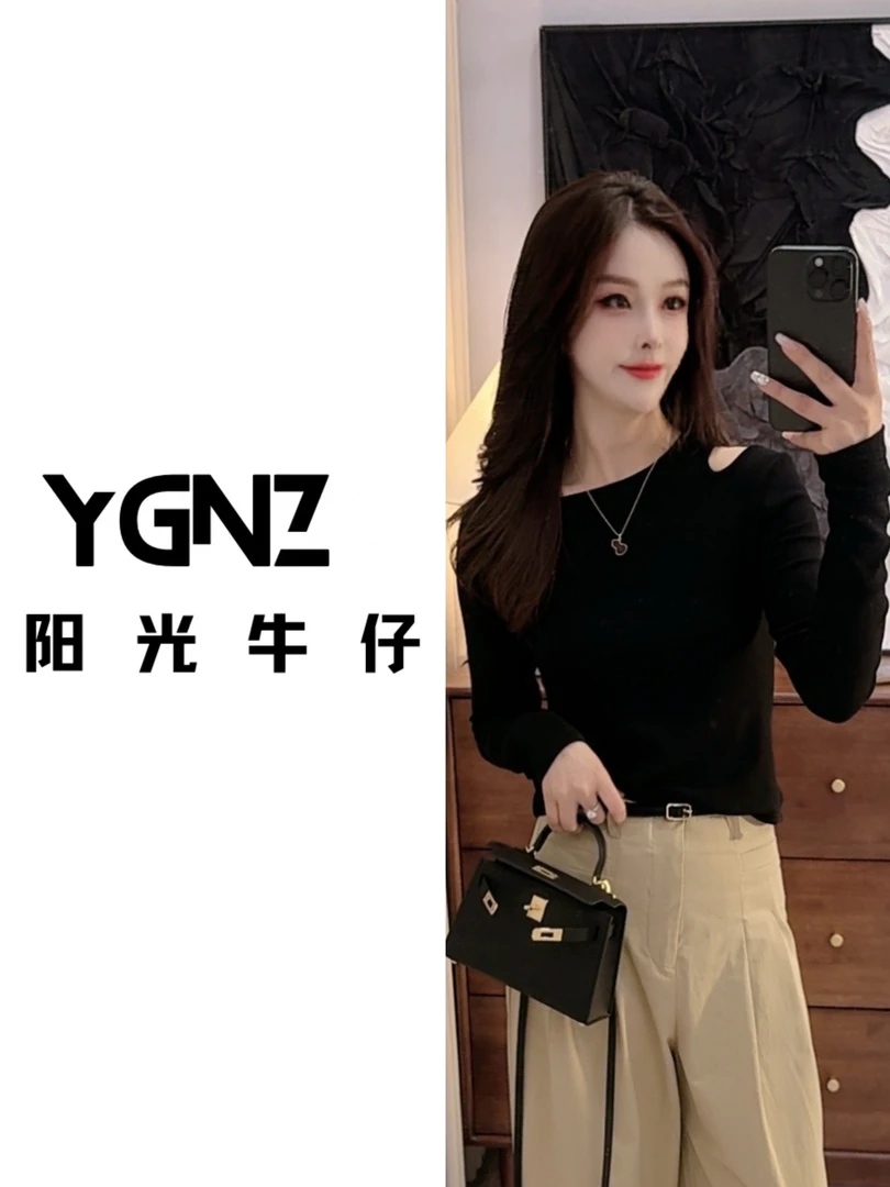 【阳光牛仔】“氛围小T”小心机镂空斜肩长袖T