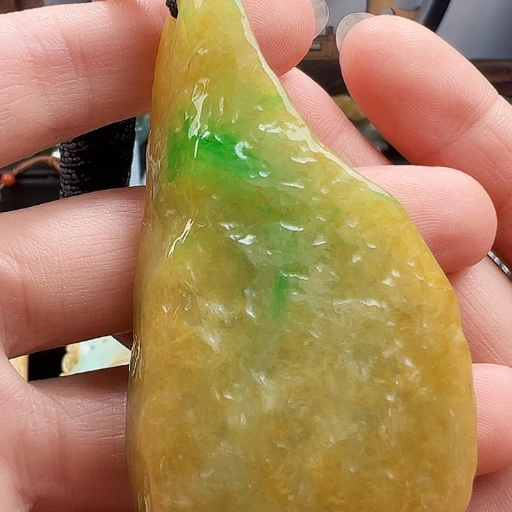 翡翠未镶嵌颈饰天然A货翡翠