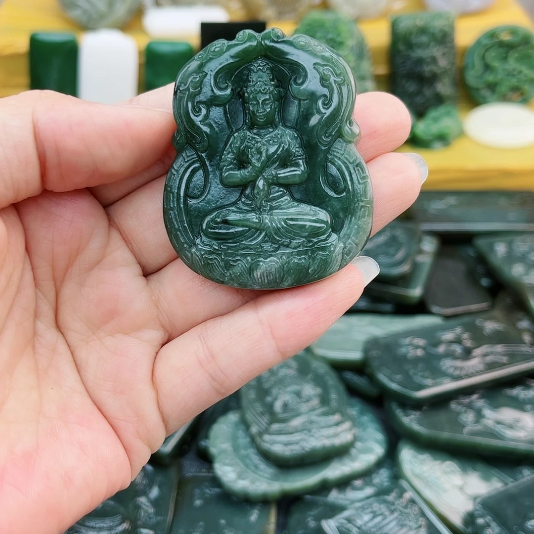 和田玉未镶嵌颈饰