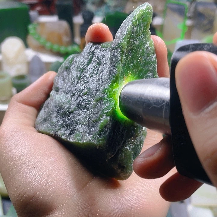 和田玉（碧玉）未镶嵌挂件