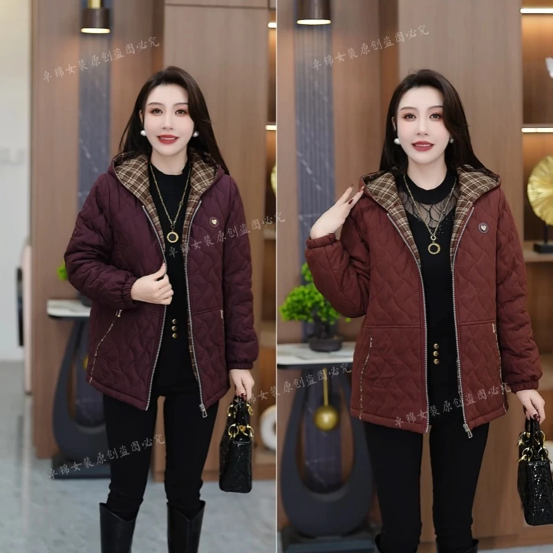 时尚妈妈装冬季加绒加厚保暖棉服休闲风连帽中老年女装极简风